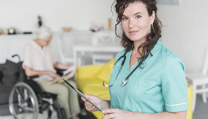 L’exercice libéral peut-il "réenchanter" la profession infirmière ?